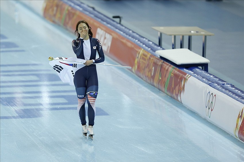 Sang Hwa Lee Olympisch Kampioen Sotsji 2014 Schaatsen 500 m Vrouwen