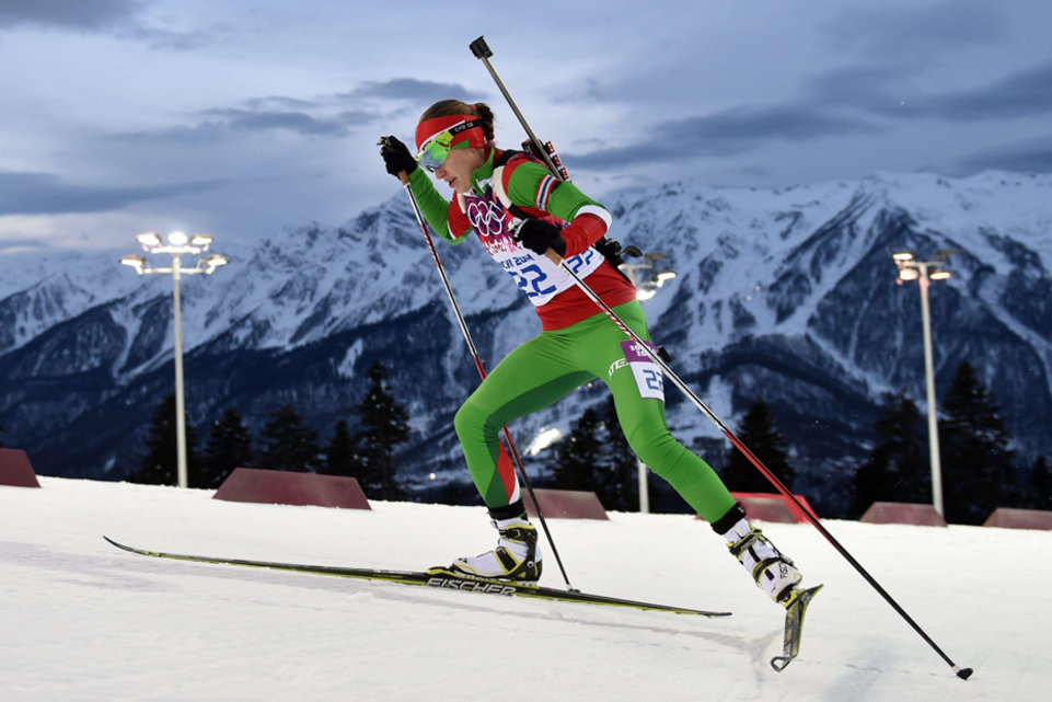 Darya Domracheva Sotsji 2014 biathlon-vrouwen-10-km-achtervolging